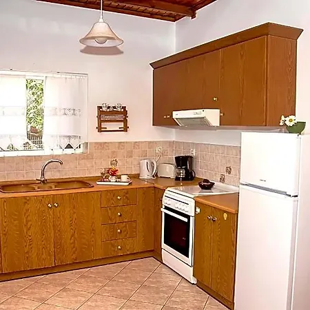 Large Tonia With Sea View - Pelekas Beach, Corfu 3*